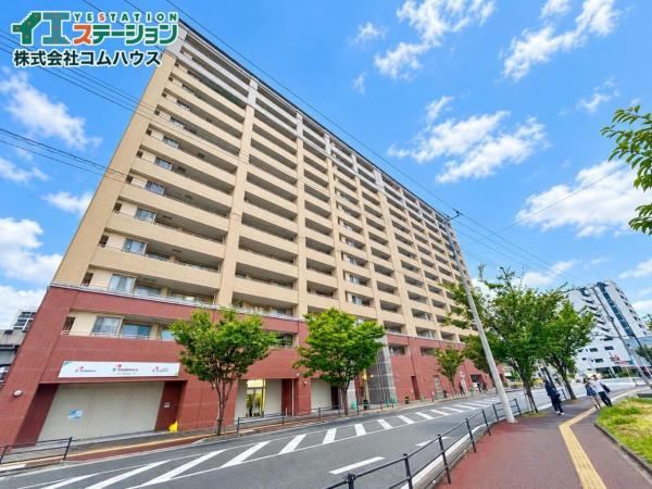 4LDK apartment in Hakata Ward, Fukuoka - Photo 1
