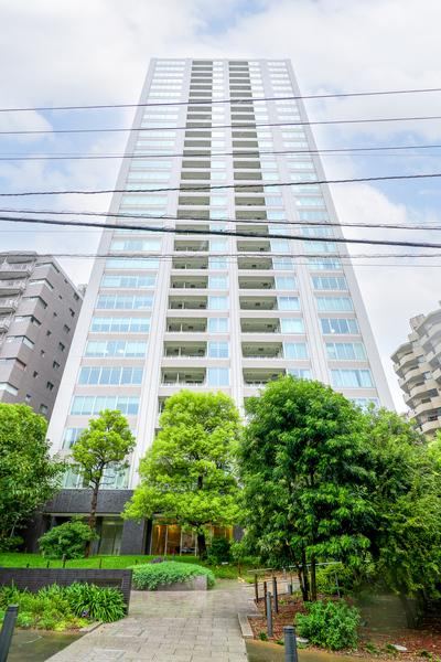 3LDK apartment in Setagaya Ward, Tokyo - Photo 1