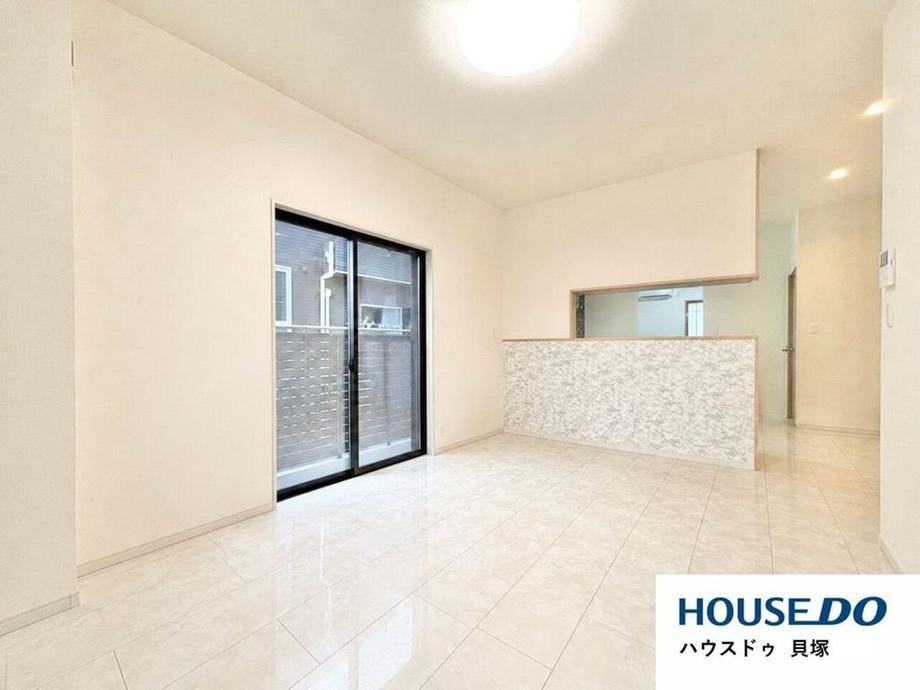 4LDK house in Kaizuka, Osaka - Photo 1