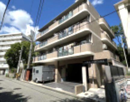 3LDK apartment in Suma Ward, Kobe, Hyogo - Photo 1