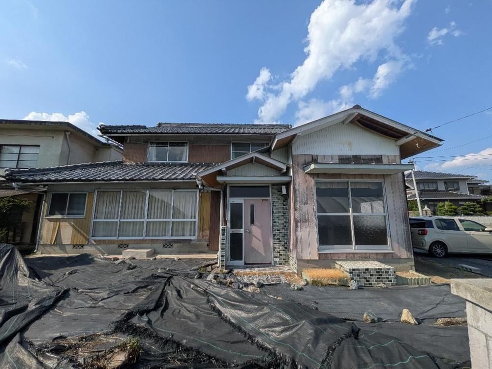 9DK house in Soja, Okayama - Photo 1