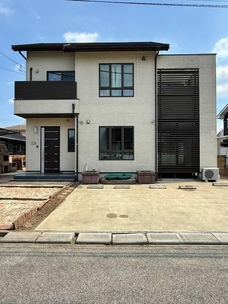3LDK house in Oyama, Tochigi - Photo 1
