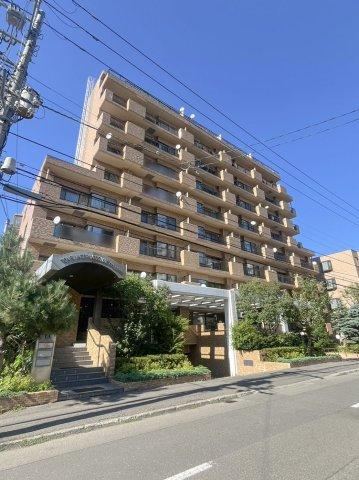 3LDK apartment in Chuo Ward, Sapporo, Hokkaido - Photo 1
