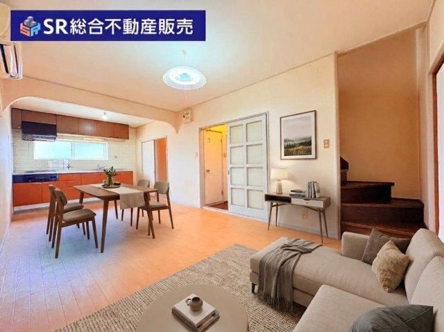 4LDK house in Higashiosaka, Osaka - Photo 1