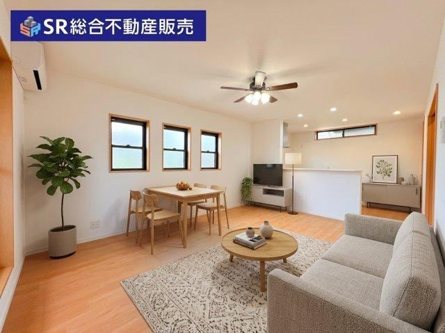 4LDK house in Higashiosaka, Osaka - Photo 1