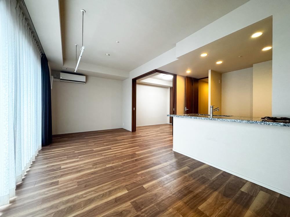 3LDK apartment in Naka Ward, Nagoya, Aichi - Photo 1