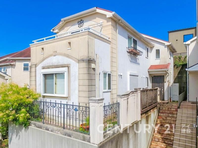 4LDK house in Midori Ward, Yokohama, Kanagawa - Photo 1