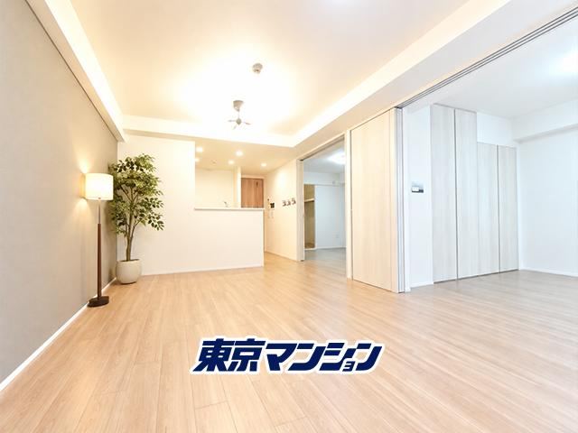 2LDK apartment in Adachi Ward, Tokyo - Photo 1