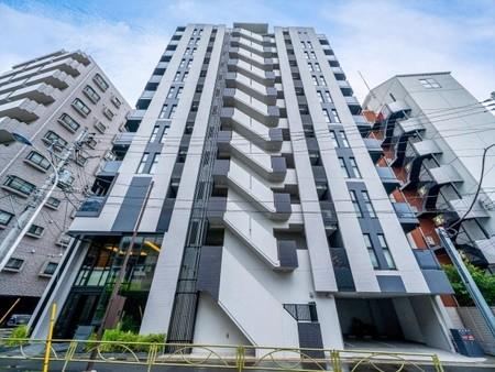 1LDK+S apartment in Shinagawa Ward, Tokyo - Photo 1