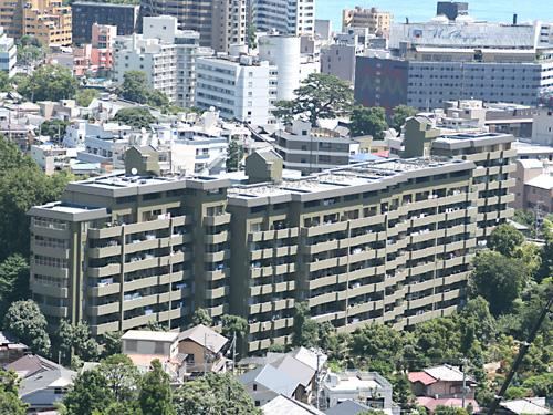 2LDK apartment in Atami, Shizuoka - Photo 1