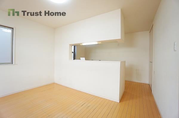 4LDK house in Nagata Ward, Kobe, Hyogo - Photo 1