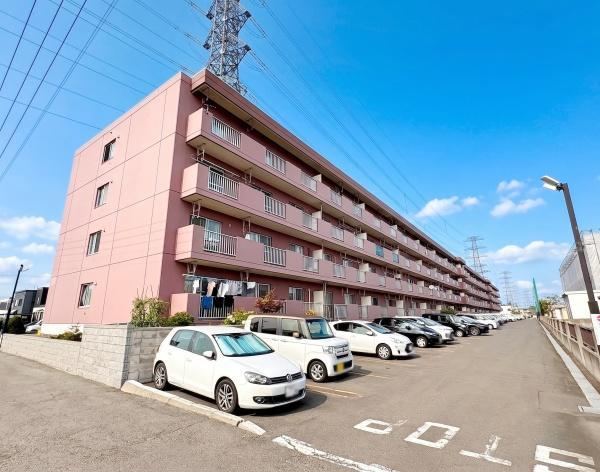 4LDK apartment in Teine Ward, Sapporo, Hokkaido - Photo 1