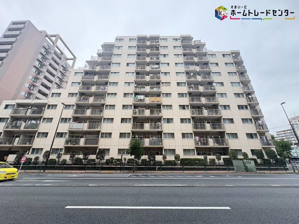 3LDK apartment in Koto Ward, Tokyo - Photo 1