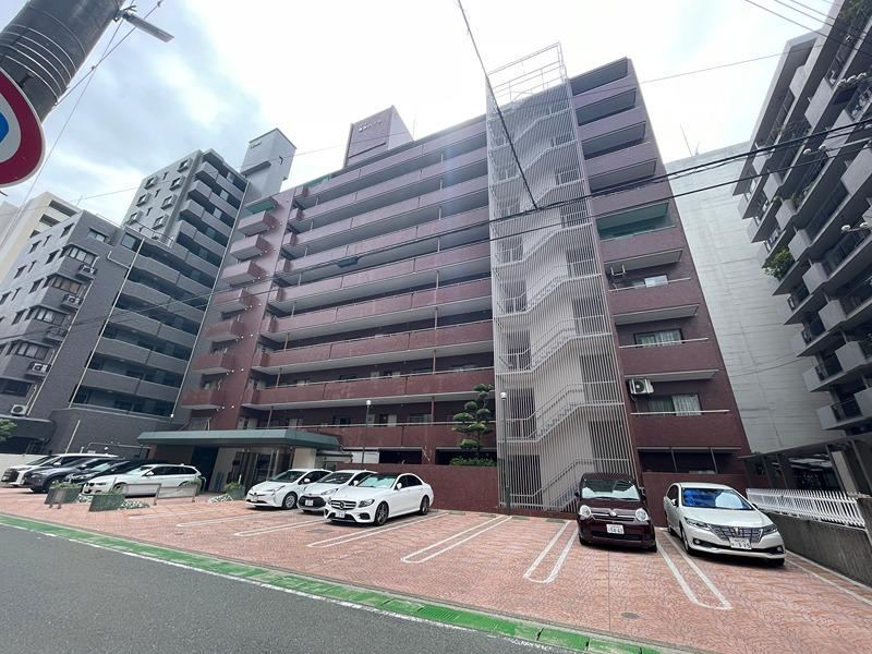 4LDK apartment in Chuo Ward, Fukuoka - Photo 1