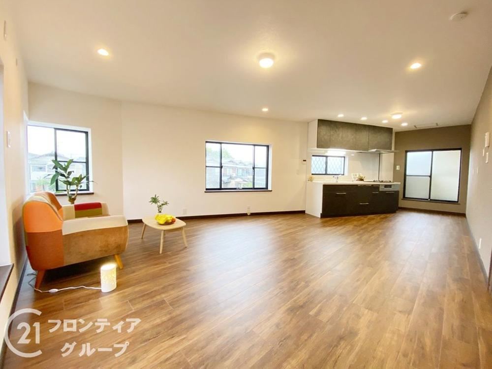 5LDK house in Higashi Ward, Sakai, Osaka - Photo 1