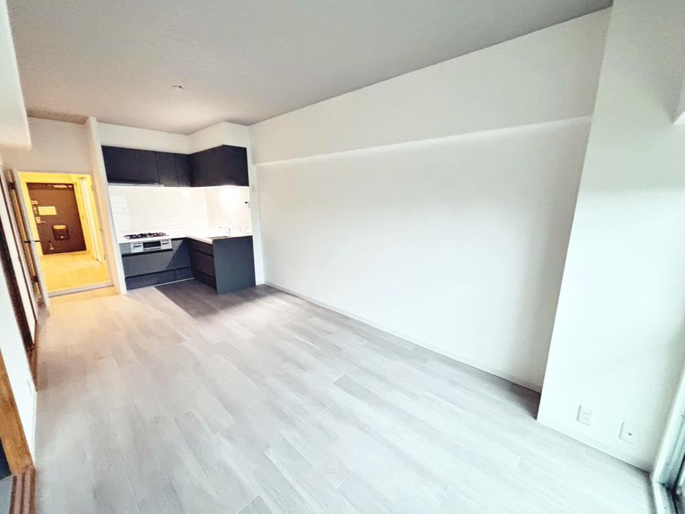 3LDK apartment in Sakai Ward, Sakai, Osaka - Photo 1