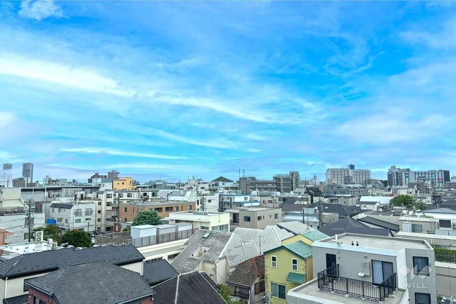 2LDK apartment in Meguro Ward, Tokyo - Photo 1