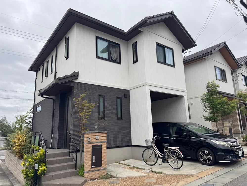 4LDK house in Tarumi Ward, Kobe, Hyogo - Photo 1