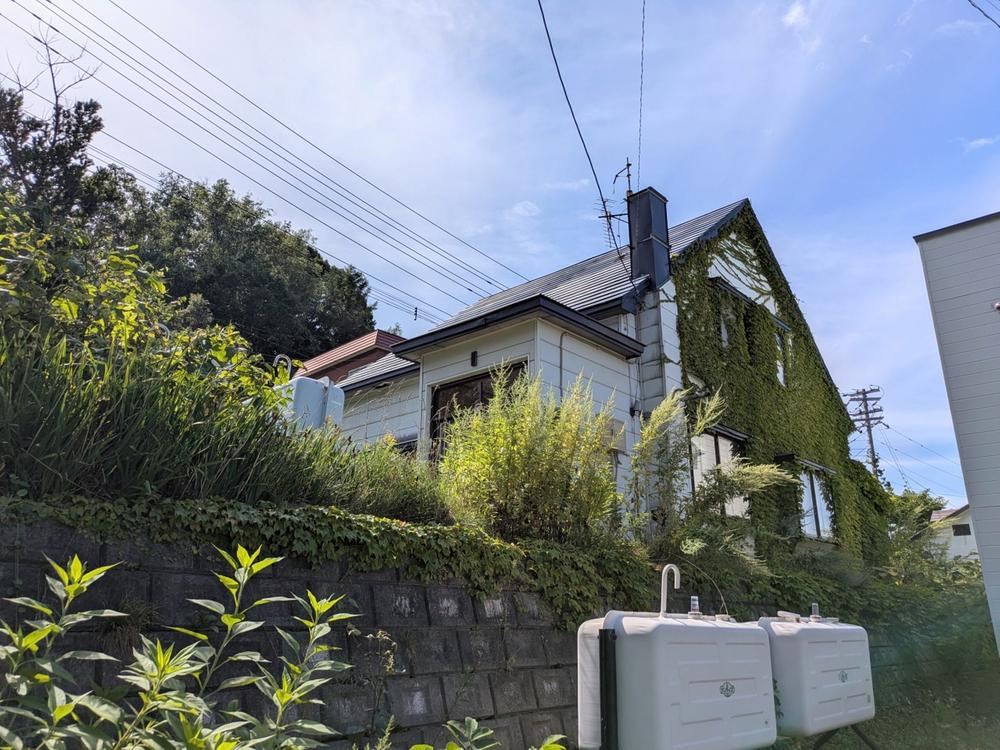 4LDK house in Otaru, Hokkaido - Photo 1