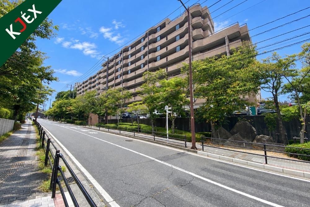 3LDK apartment in Fuchu, Aki District, Hiroshima - Photo 1