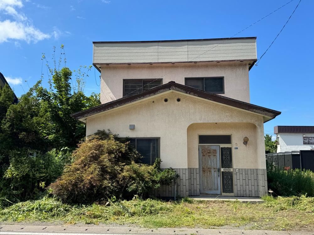 4LDK house in Otaru, Hokkaido - Photo 1