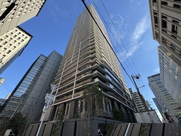 3LDK apartment in Chuo Ward, Osaka - Photo 1