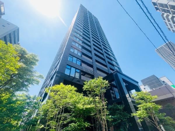 3LDK apartment in Chuo Ward, Osaka - Photo 1