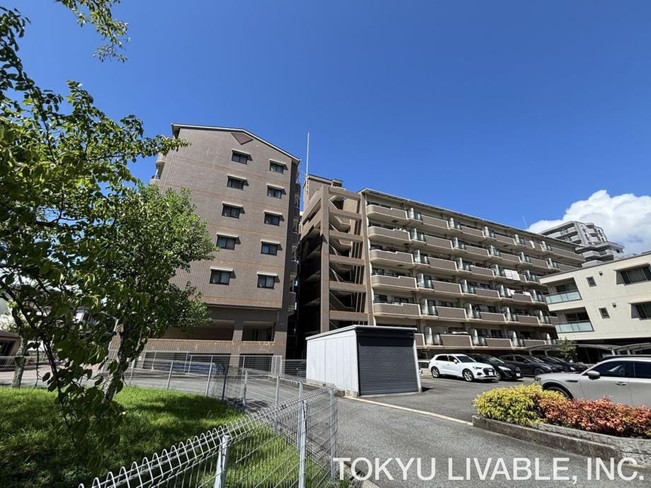 3LDK apartment in Ibaraki, Osaka - Photo 1