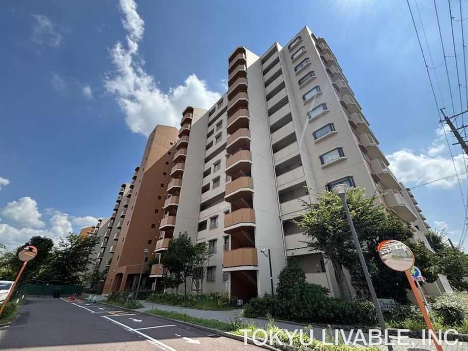 3LDK apartment in Ibaraki, Osaka - Photo 1