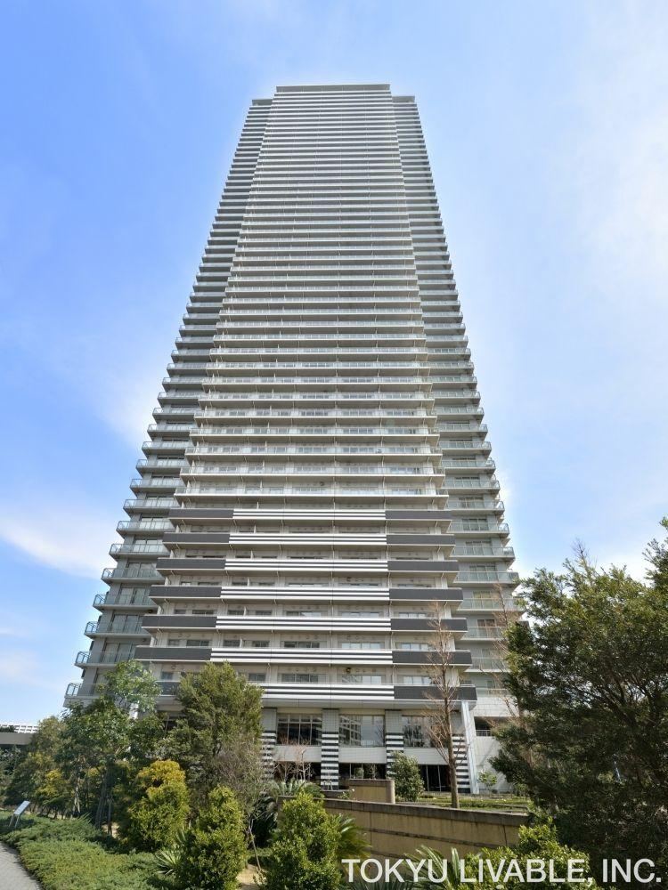3LDK apartment in Koto Ward, Tokyo - Photo 1