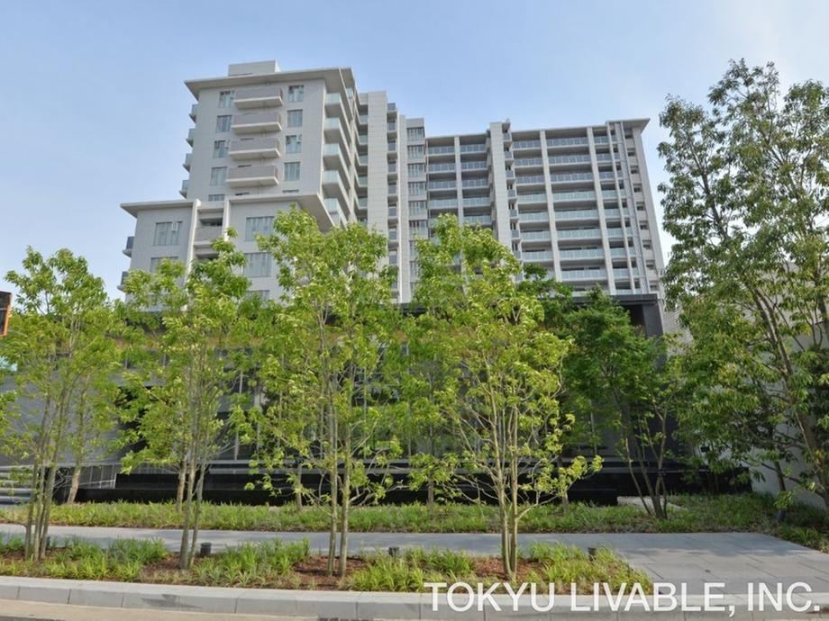 3LDK apartment in Amagasaki, Hyogo - Photo 1