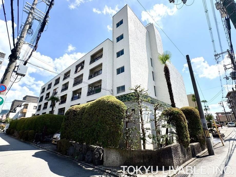 2DK apartment in Sakyo Ward, Kyoto - Photo 1