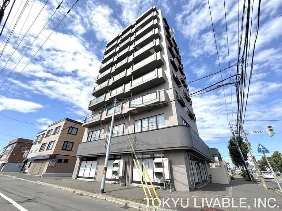 3LDK apartment in Nishi Ward, Sapporo, Hokkaido - Photo 1