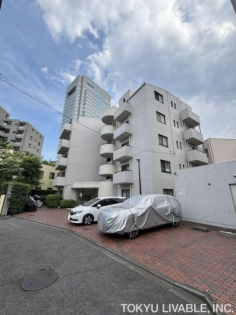 3LDK apartment in Setagaya Ward, Tokyo - Photo 1
