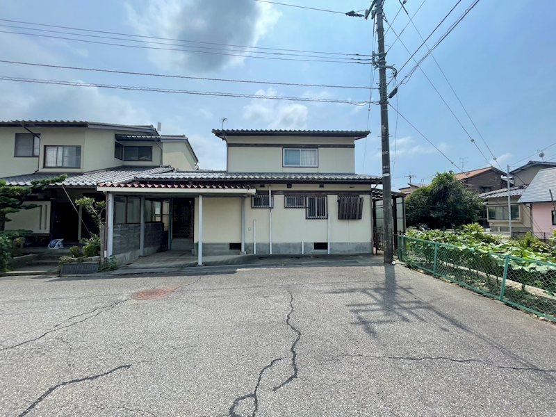 118 m² land in Kanazawa, Ishikawa - Photo 1