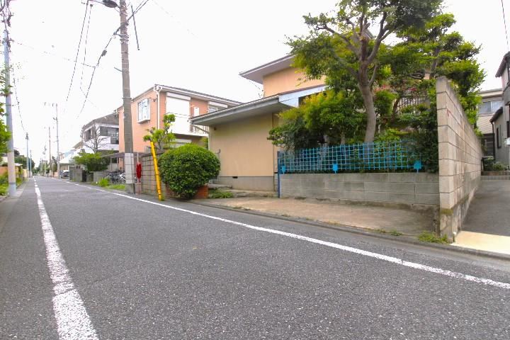 221 m² land in Suginami Ward, Tokyo - Photo 1