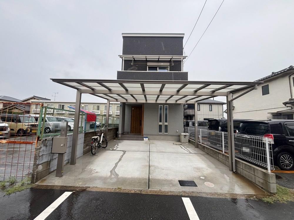 4LDK+S house in Sakai Ward, Sakai, Osaka - Photo 1