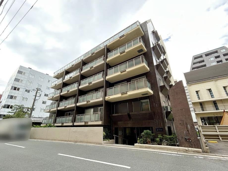 2LDK apartment in Naka Ward, Hiroshima - Photo 1