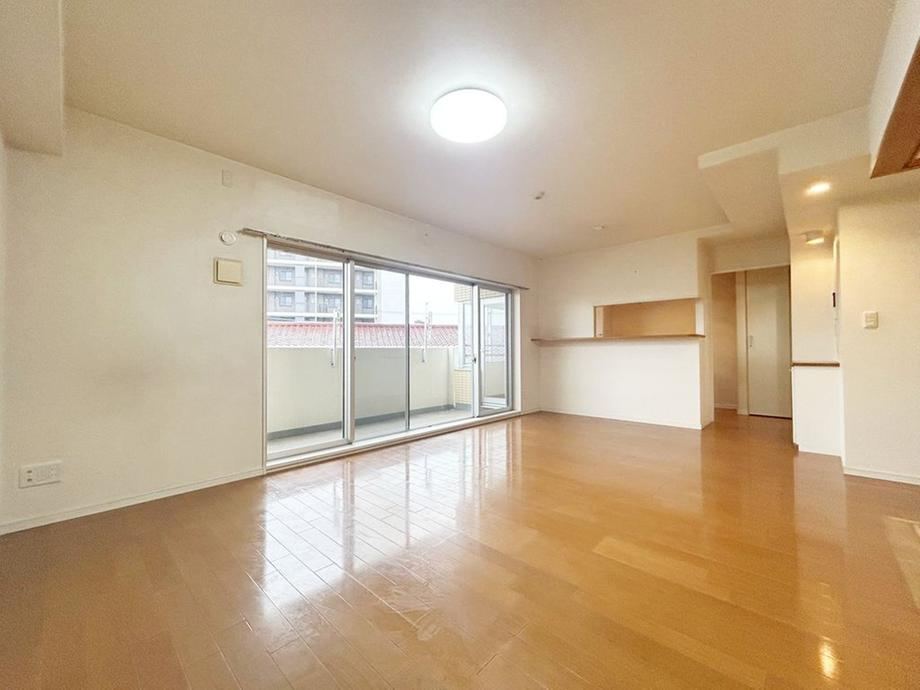 3LDK apartment in Minami Ward, Saitama - Photo 1