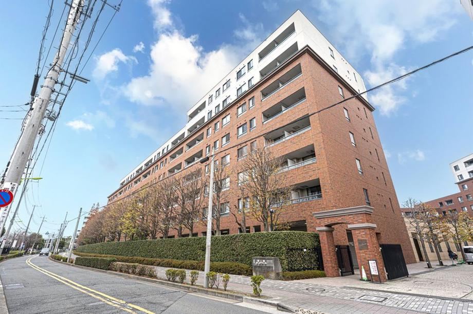 3LDK apartment in Setagaya Ward, Tokyo - Photo 1