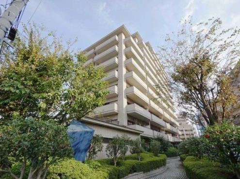 4LDK apartment in Kita Ward, Tokyo - Photo 1
