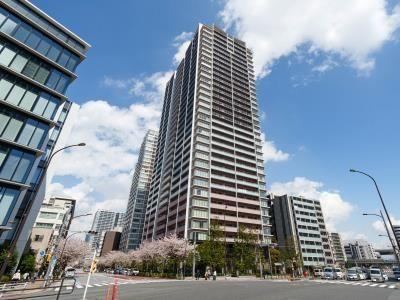 3LDK apartment in Minato Ward, Tokyo - Photo 1