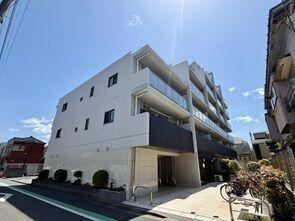 2LDK+S apartment in Katsushika Ward, Tokyo - Photo 1