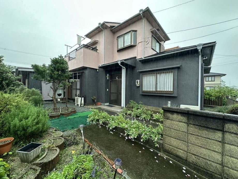 5LDK house in Tsu, Mie - Photo 1