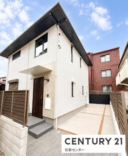 3LDK+S house in Setagaya Ward, Tokyo - Photo 1