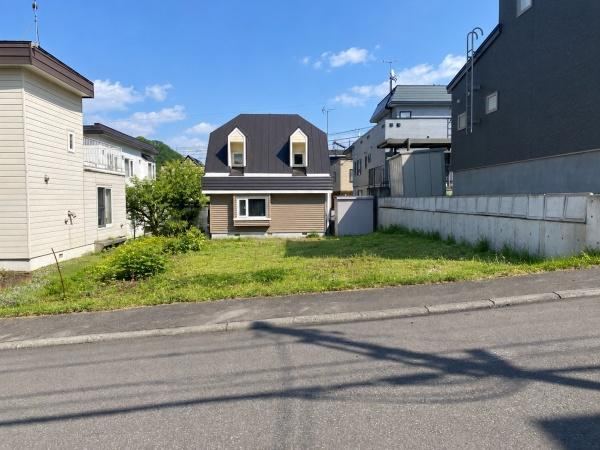 178 m² land in Minami Ward, Sapporo, Hokkaido - Photo 1