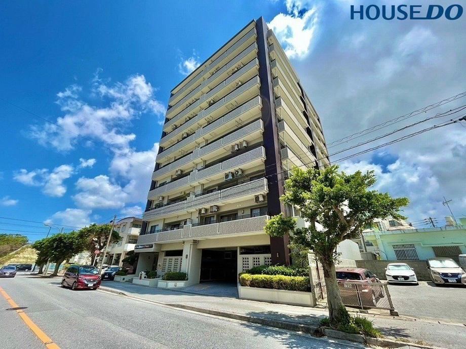 3LDK apartment in Ginowan, Okinawa - Photo 1