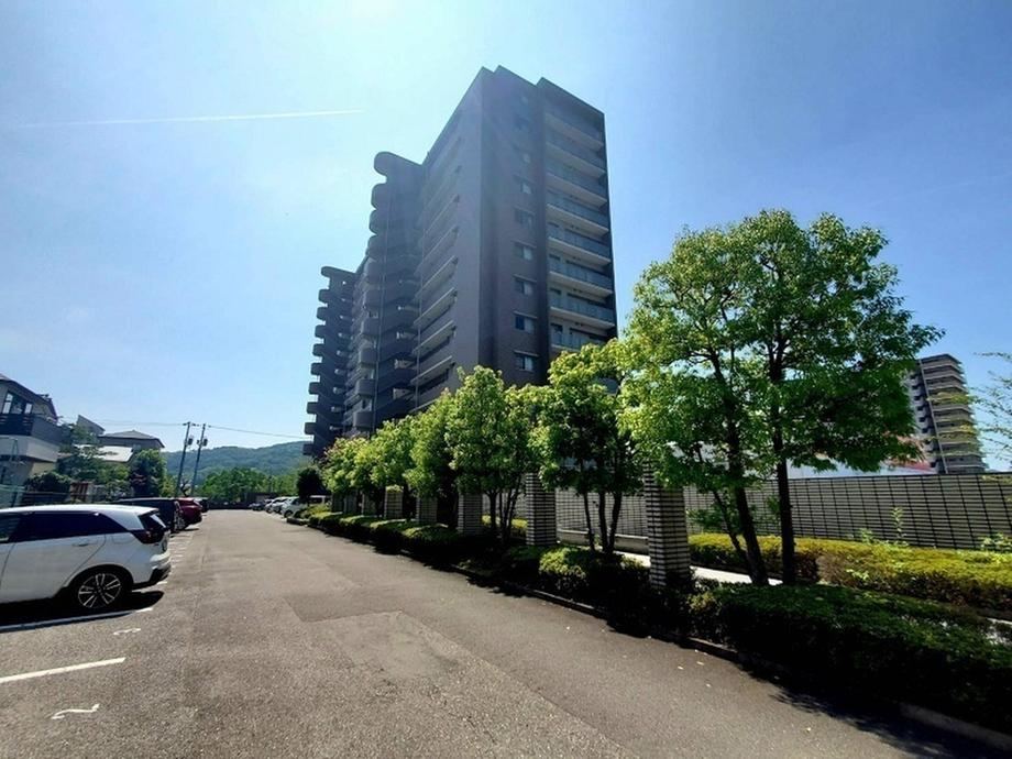 3LDK apartment in Kochi, Kochi - Photo 1