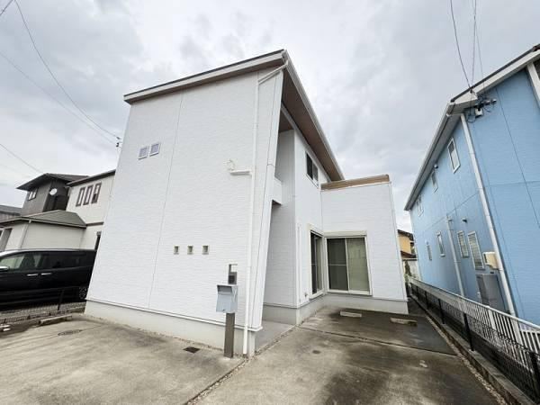 4LDK house in Tokai, Aichi - Photo 1