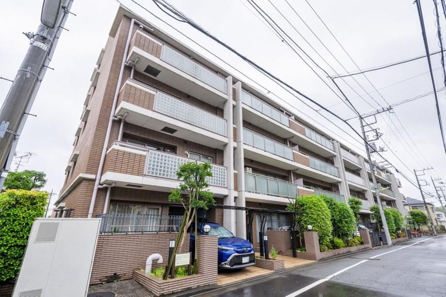 3LDK apartment in Setagaya Ward, Tokyo - Photo 1